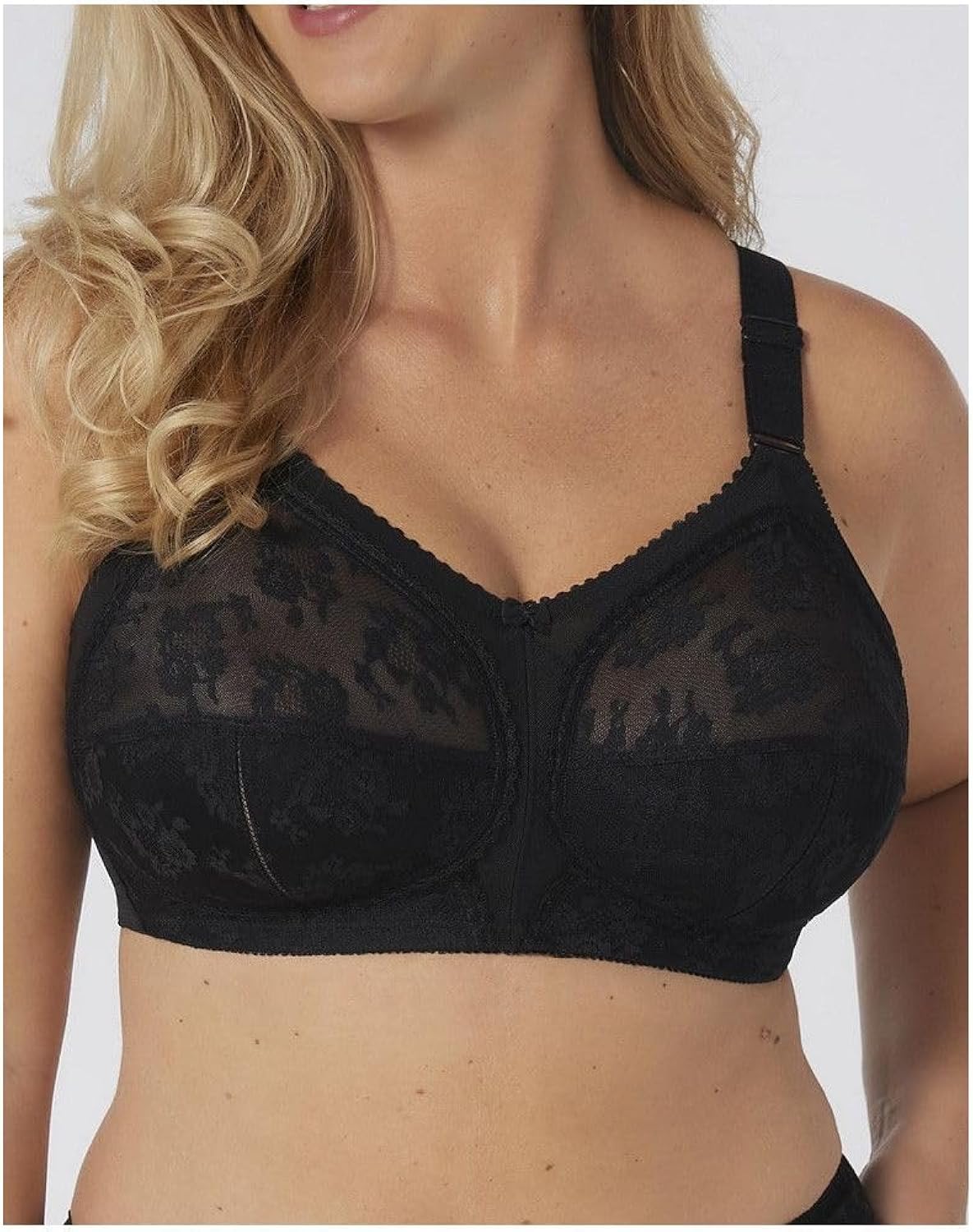 70% OFF | PACK OF 3 IMPORTED TRIUMPH DOREENA BRA BEST FOR SUMMER